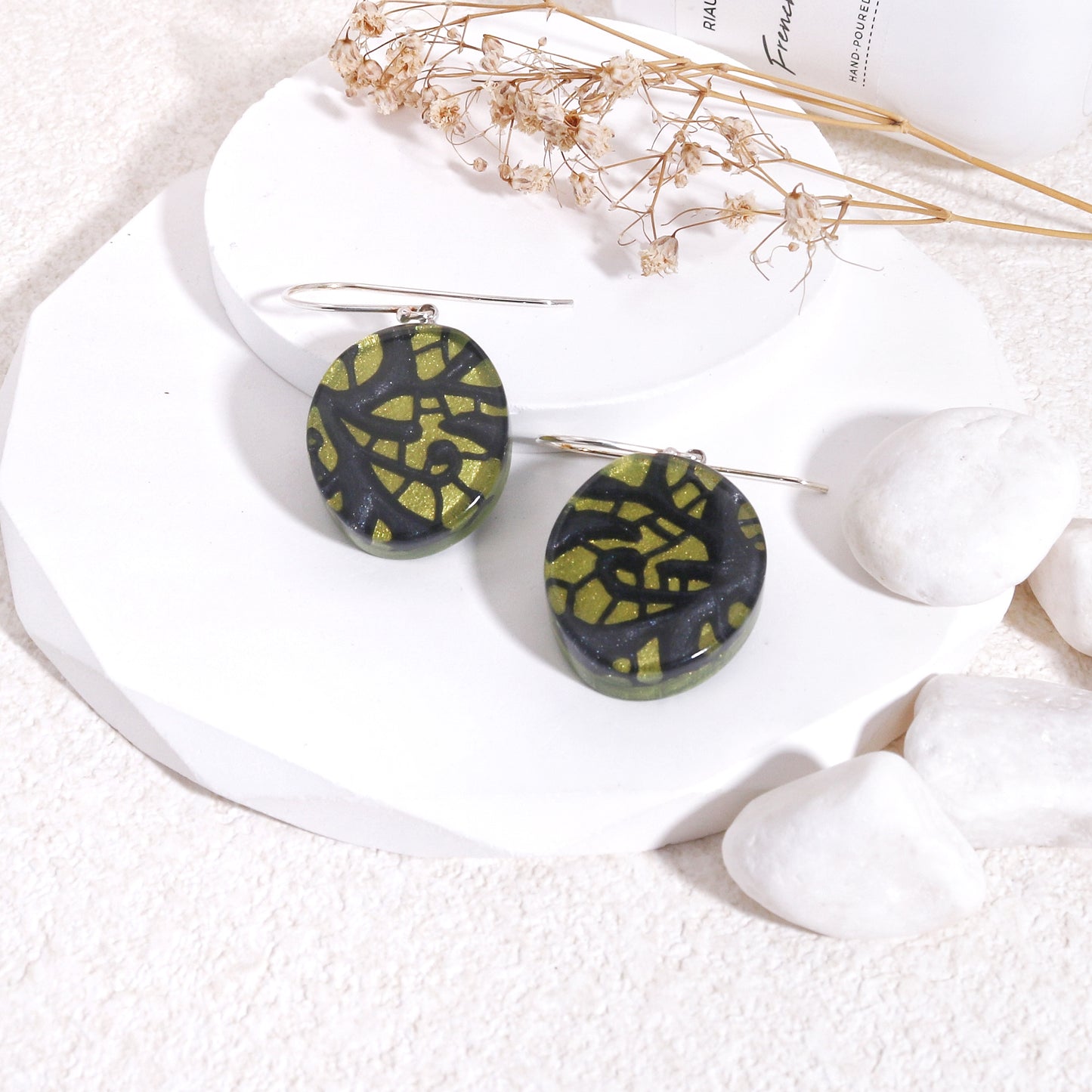 PEACE Handcraft Art Deco Solitaire Earrings