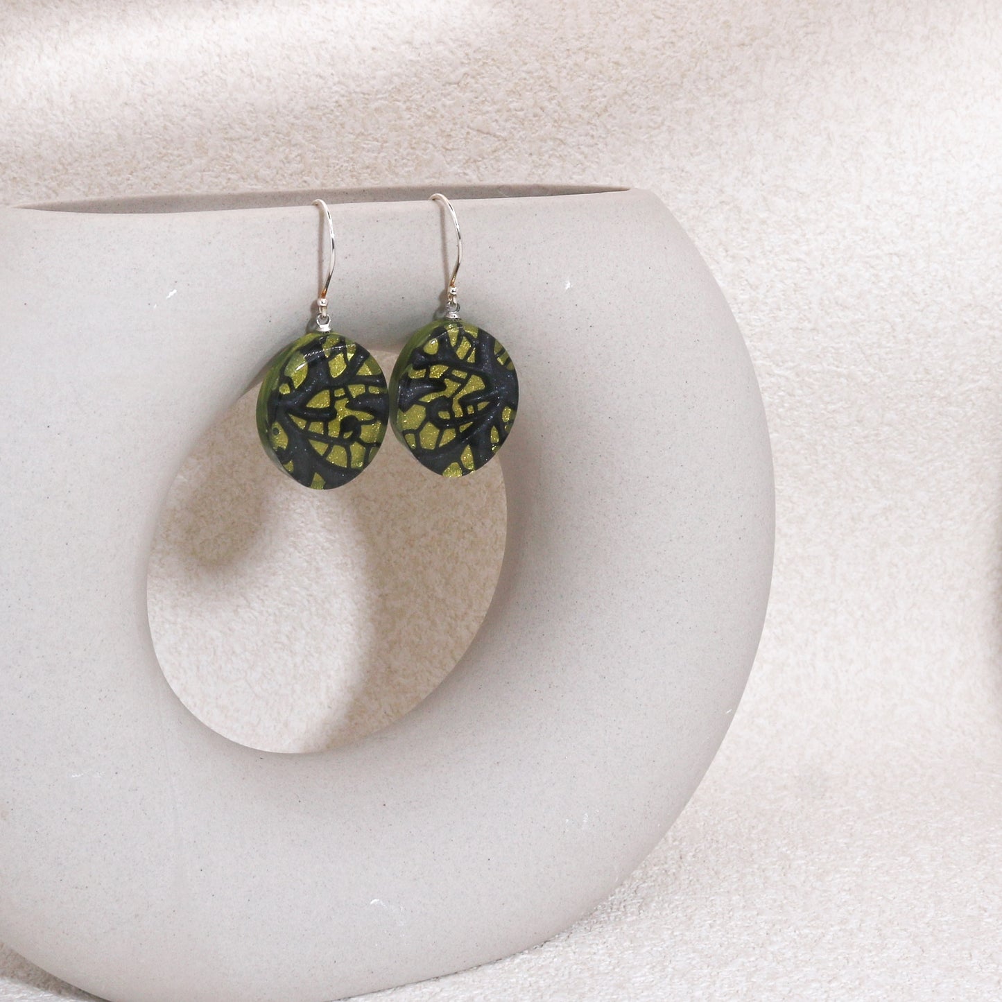 PEACE Handcraft Art Deco Solitaire Earrings