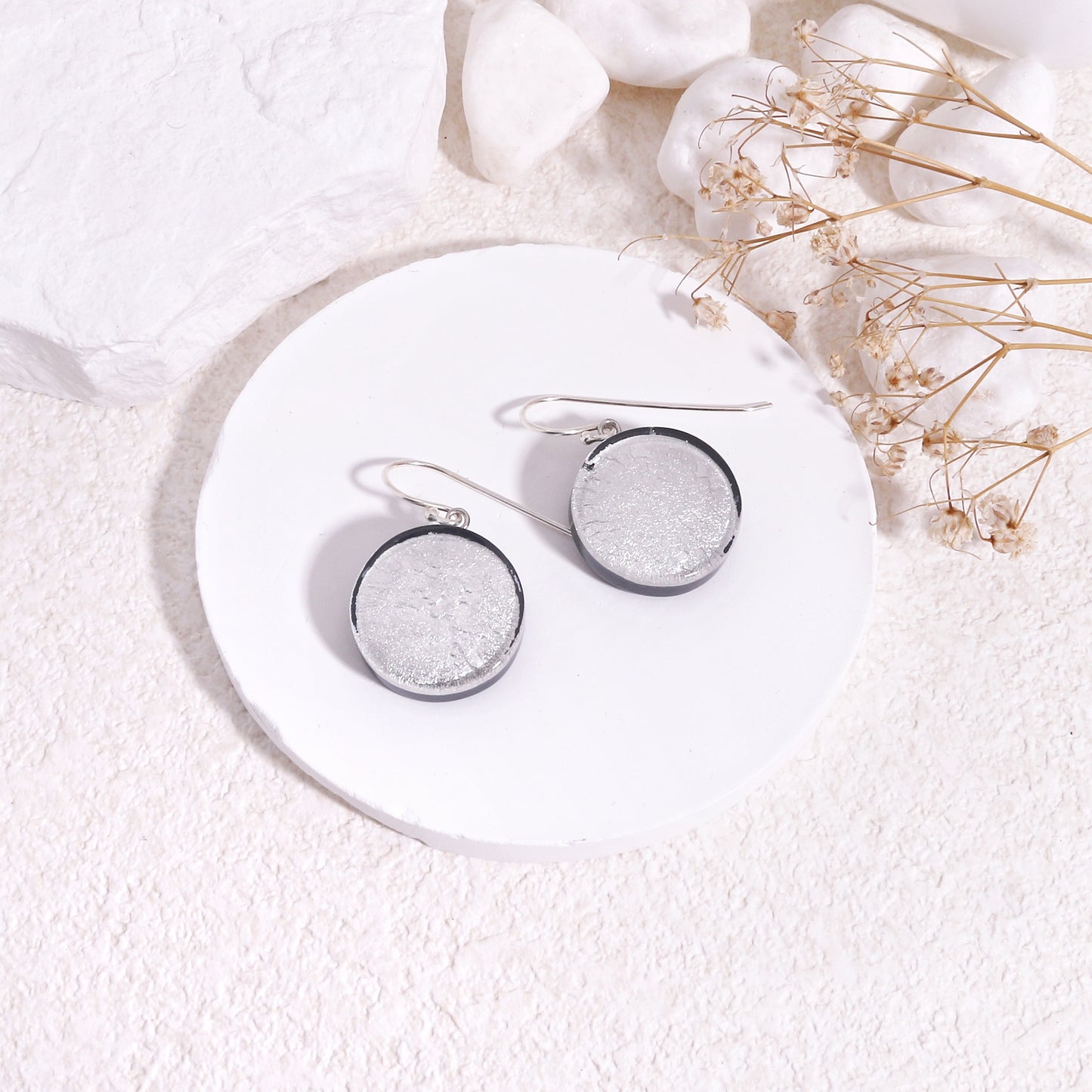 RADIANCE Solitaire Shimmer Silver Coin Earring