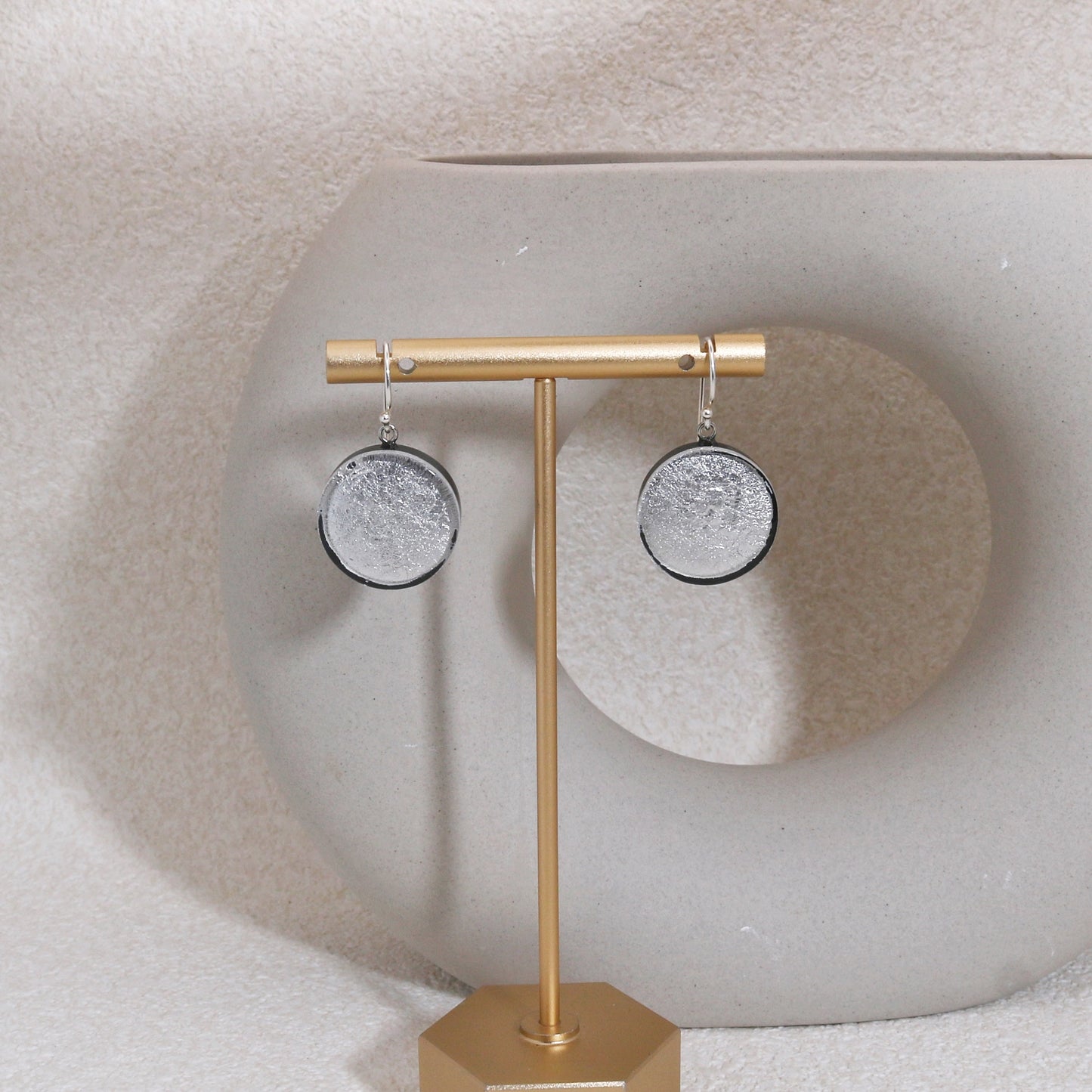 RADIANCE Solitaire Shimmer Silver Coin Earring