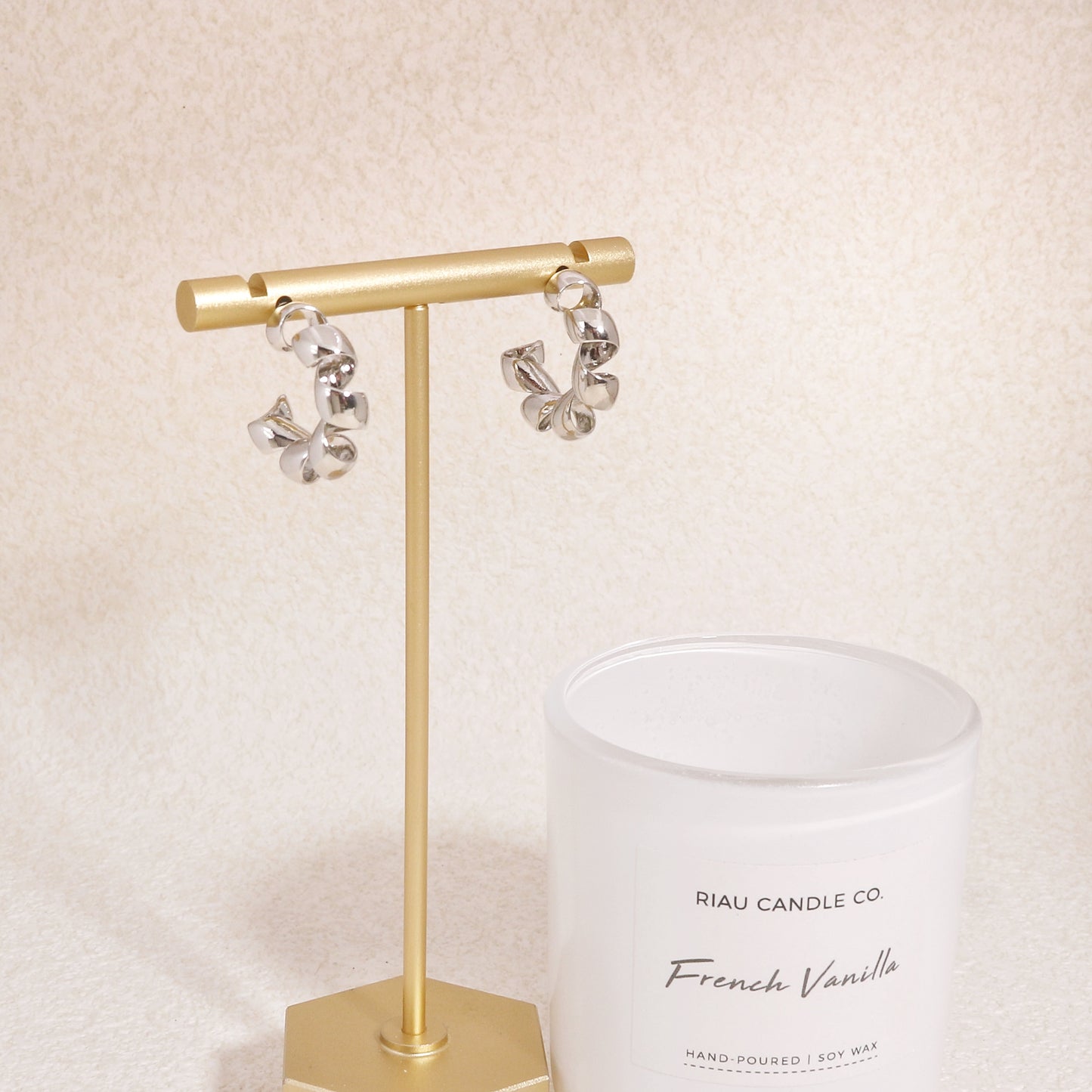 Klaviana Stylish Ribbon Hoop Earrings