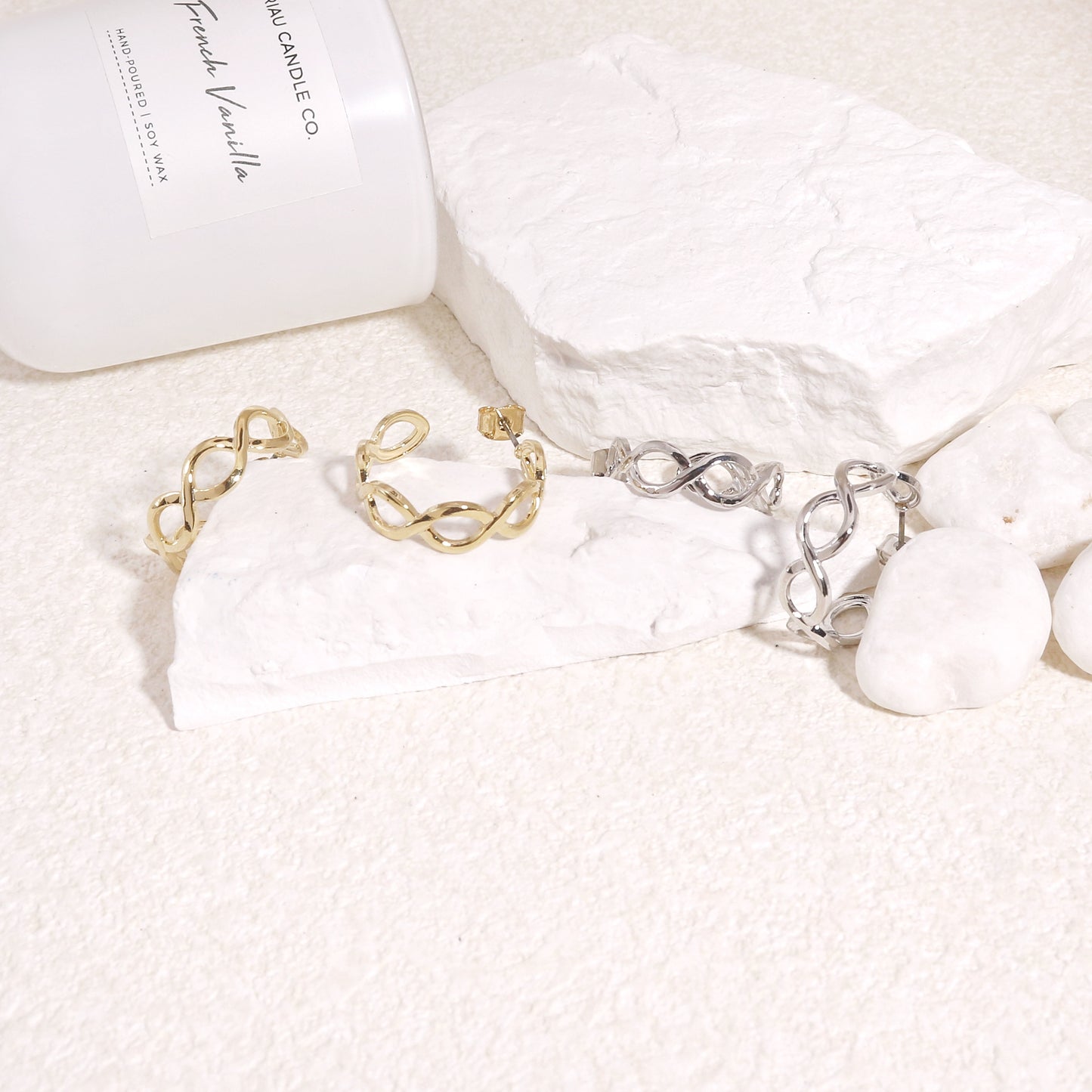 Danity Intertwining Oval Link Hoop Earrings