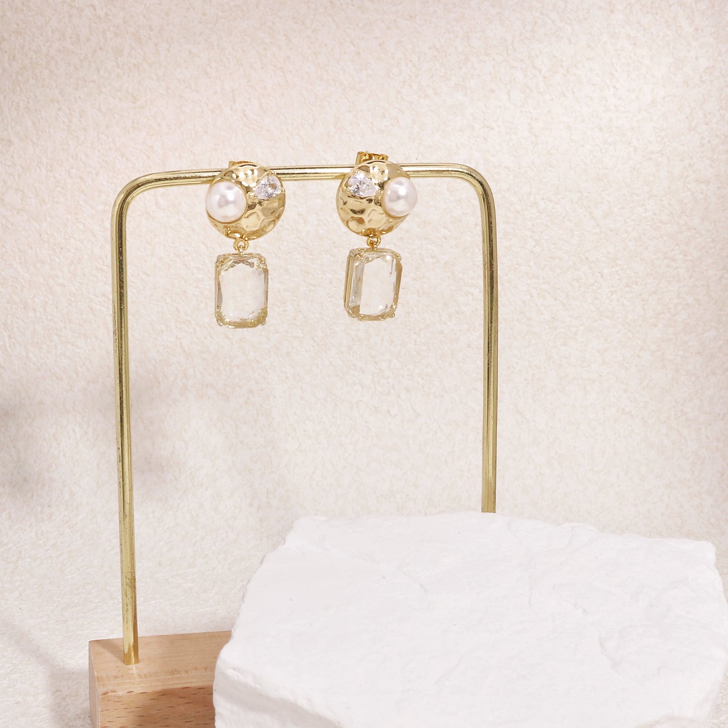 Bridgerton High Fashion Vintage Crystal Drop Earrings