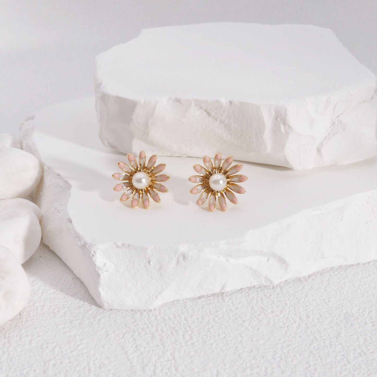 Hailey Sweet Mini Floral Pearl Stud Earrings
