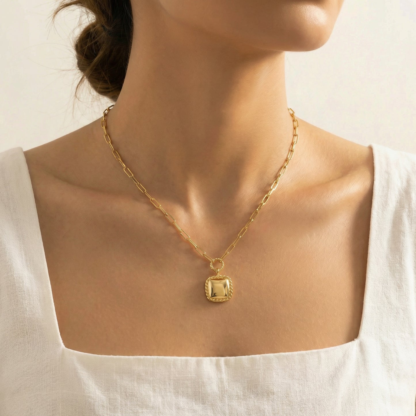 Quincy Minimalist Puffy Vintage Square Necklace