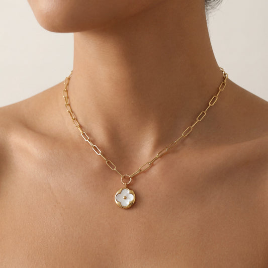 Daniella Modern Minimalist Clover Necklace
